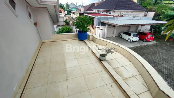 image RUMAH PAKJO DG LUAS BIASA NI (5)