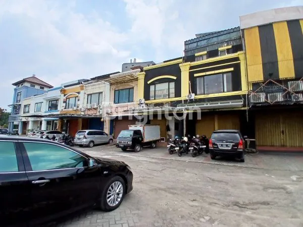 image RUKO GANDENG 3 LANTAI DI MELATI MAS SQUARE (1)