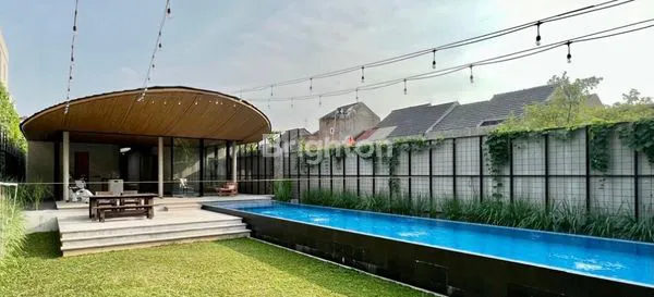 image VILLA MEWAH, SIAP PAKAI, KONDISI BAGUS DAN MININ RENOV!! ADA KOLAM RENANG, ISTIMEWA (2)