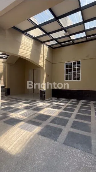 image RUMAH 2 LT GRESS ESTETİK KOTA SIDOARJO (2)