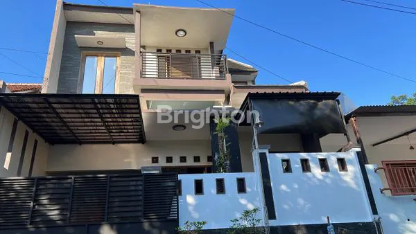 image RUMAH MEWAH 2 LANTAI STRATEGIS BANYUMANIK SEMARANG (1)