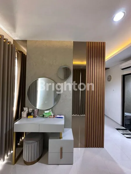 image RUMAH SECONDARY RASA BARU DI GOLDEN PARK 3 SERPONG FULL FURNISHED  (2)