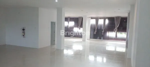 image RUKO 2 PINTU 3 LANTAI POSISI STRATEGIS DI PINGGIR JALAN MT HARYONO BALIKPAPAN (4)