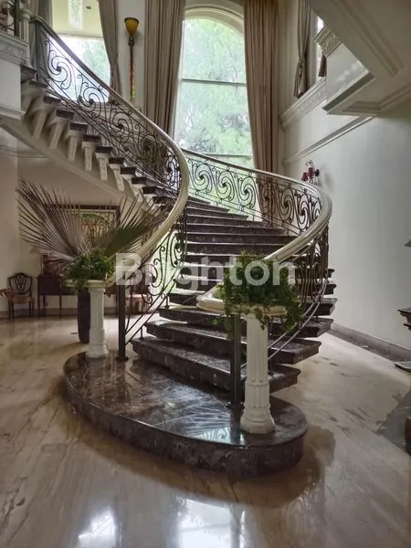 image RAFFLES HILLS CIBUBUR (2)