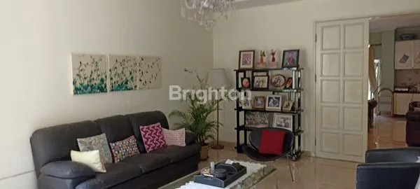 image RUMAH ASRI, TANAH LUAS DENGAN KOLAM RENANG (7)