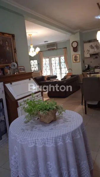 image RUMAH ASRI, TANAH LUAS DENGAN KOLAM RENANG (5)