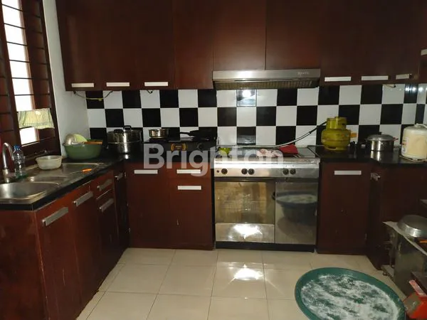 image RUMAH TINGKAT CLUSTER MERTILANG SEKTOR 9 BINTARO JAYA. (6)