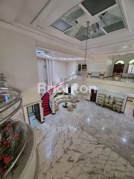 image RUMAH MEWAH RAYA DHARMAHUSADA  (1)