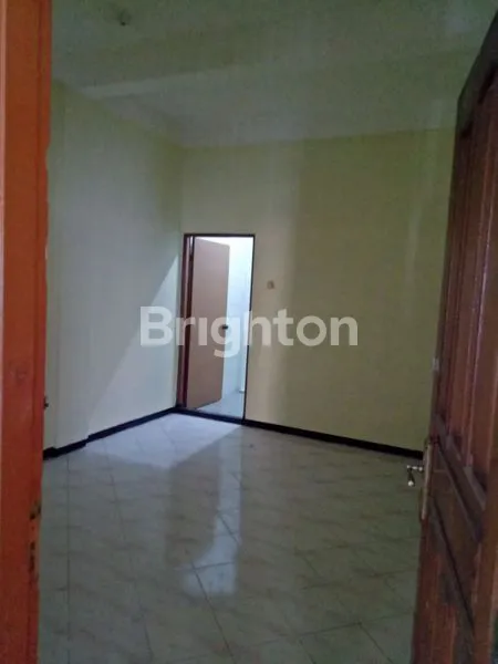 image RUMAH 2 LANTAI SIAP HUNI DI SAWOJAJAR MALANG DEKAT UNIVERSITAS NEGRI MALANG, PINTU TOL (3)