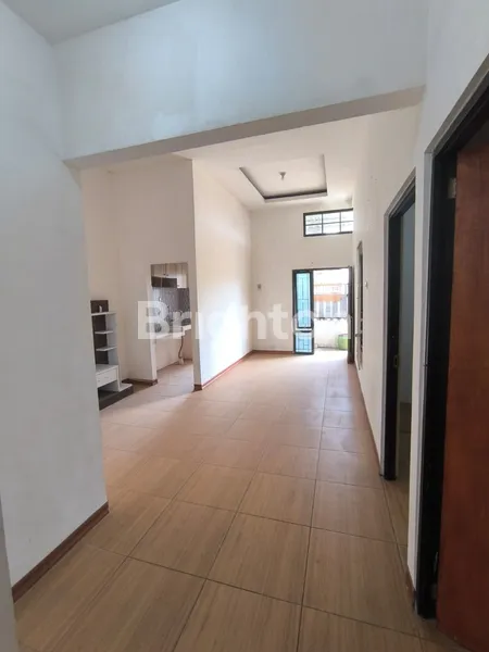 image RUMAH MOJOKERTO BANGUNAN 1 LANTAI SIAP HUNI DEKAT BALAI DESA (3)