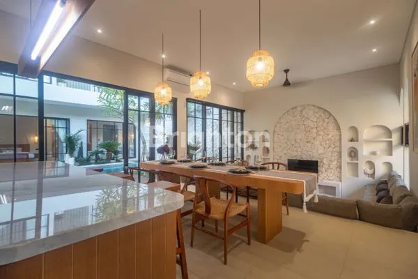 image 3BR BRAND NEW FURNISHED VILLA IN JIMBARAN (3)