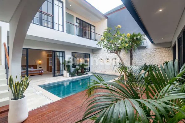 image 3BR BRAND NEW FURNISHED VILLA IN JIMBARAN (8)