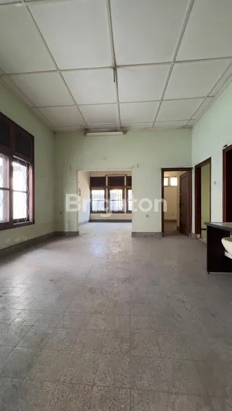 image RAYA DHARMAHUSADA NOL JALAN SIAP PAKAI COCOK BUAT KANTOR, RUKO, CAFE (7)