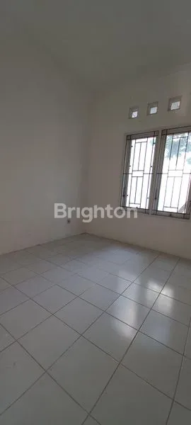 image HUNIAN BERLOKASI DALAM KOMPLEK PERUMAHAN (5)