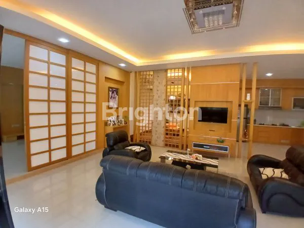 image RUMAH MEWAH LINGKUNGAN AMAN DAN NYAMAN DI BATAM CENTRE (3)