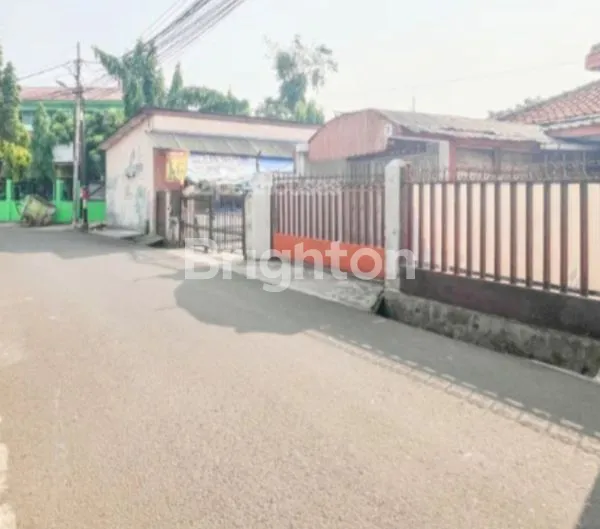 image RUMAH DI JUAL DI JALAN KEL. RAMBUTAN (6)