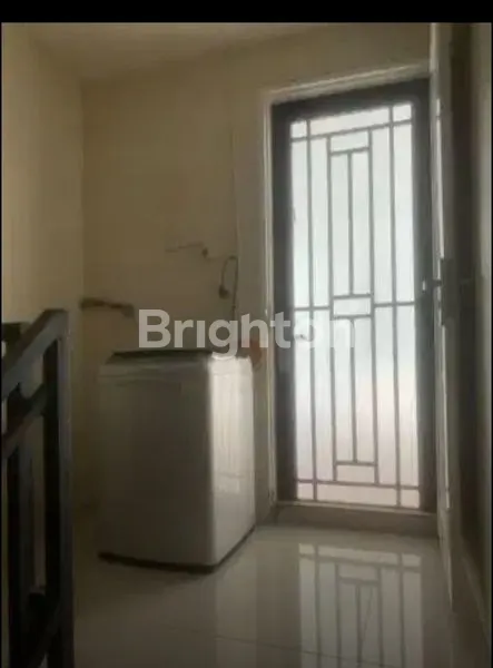 image PERUMAHAN CANTIK DI KOMPLEK SANTE FE RESIDENCE (7)