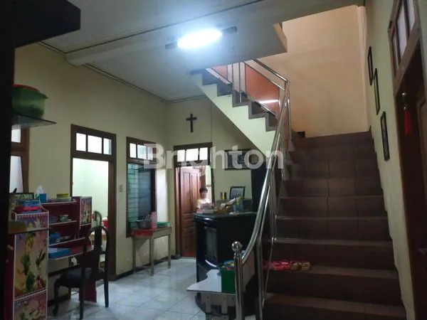 image RUMAH KOST PINGGIR JALAN PROPINSI (7)