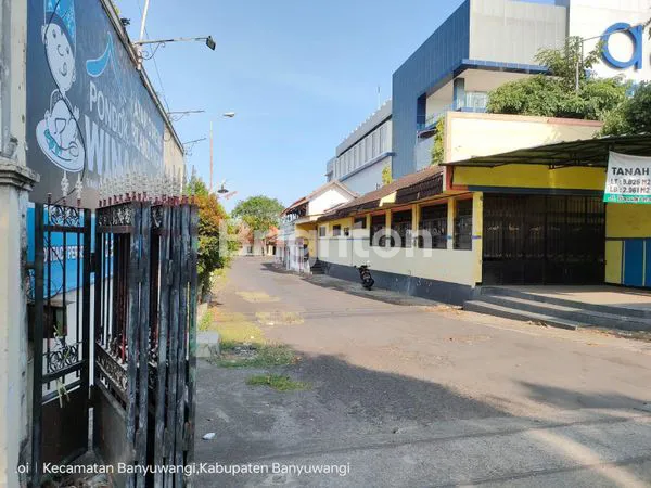 image GEDUNG, PONDOKKAN TEMPAT USAHA, BANYUWANGI, JAWA TIMUR (3)