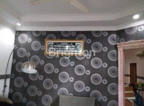 image RUMAH LUAS DAN LEBAR DEKAT JALAN RIAU UJUNG (3)