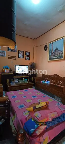 image RUMAH BONUS BANGUNAN DI PUSAT KOTA DENPASAR  (8)