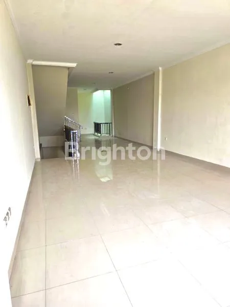 image RUKO MURAH 4,5X15 M STRATEGIS CBD GREEN LAKE CITY CIPONDOH (6)