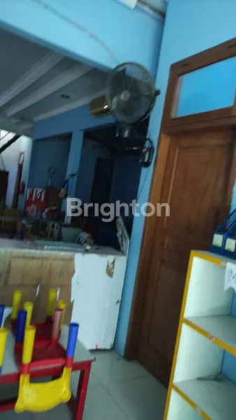 image RUMAH 2,5 LANTAI SIAP HUNI AREA PLEBURAN SEMARANG (6)