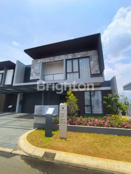 image RUMAH BARU CLUSTER HILLARY DI KOMPLEK SUMMARECON BANDUNG (1)