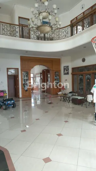 image HUNIAN MEWAH 2 LANTAI TANGAH KOTA (3)