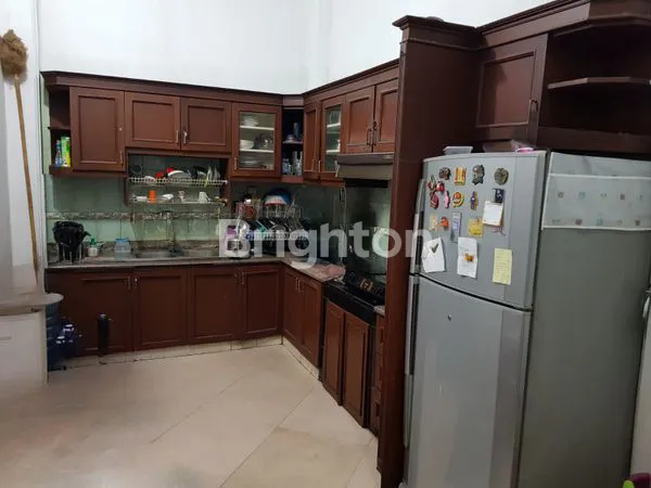 image RUMAH 4 LANTAI COCOK UNTUK KOS-KOSAN DI RAWAMANGUN JAKARTA TIMUR  (4)