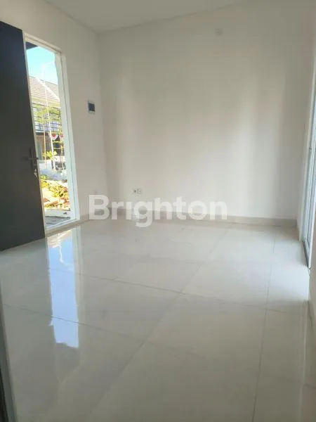 image  RUMAH 2 LANTAI DI MUTIARA CITY, SIDOARJO (7)