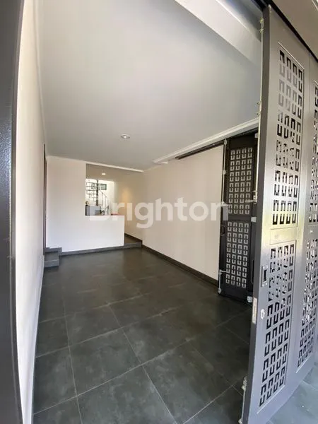 image RUMAH ARTDECO SANGAT CANTIK DAN SEJUK DI CLUSTER BRAHMAPURI PODOKORO PARK BANDUNG (8)