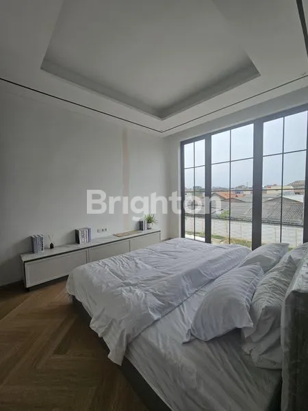 image RUMAH 2 LANTAI CASA VARYA (7)