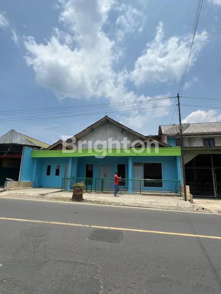 image DIJUAL 2 RUMAH BERSEBELAHAN LANTAI 4 KE BAWAH  PEMANDANGAN INDAH . PINGGIR JALAN UTAMA CIKALONG WETAN (4)