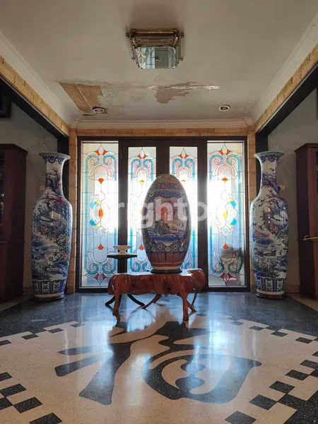 image RUMAH SIAP HUNI JALAN SLOMPRETAN - RUMAH TEMPO DOELOE DAERAH PECINAN SURABAYA. LOKASI STRATEGIS SELANGKAH MENUJU PASAR ATOM DAN KYA KYA KEMBANG JEPUN (5)