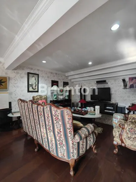 image RUMAH SIAP HUNI JALAN SLOMPRETAN - RUMAH TEMPO DOELOE DAERAH PECINAN SURABAYA. LOKASI STRATEGIS SELANGKAH MENUJU PASAR ATOM DAN KYA KYA KEMBANG JEPUN (7)