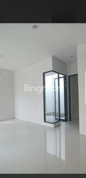 image RUMAH 2 LT RUBY MODERN MINIMALIS PONDOK CANDRA .PONDOK TJANDRA  DEKAT TOLL JUANDA DAN RAYA MERR SERTA PETRA ACYTIA DAN UINSA DAN UPN SERTA POLTEK PELAYARAN (6)