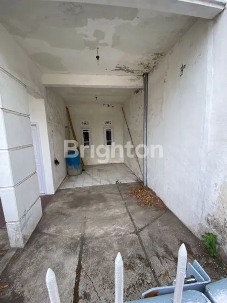 image RUMAH 2 LANTAI DENGAN HARGA TERJANGKAU DI KOTA MALANG (2)