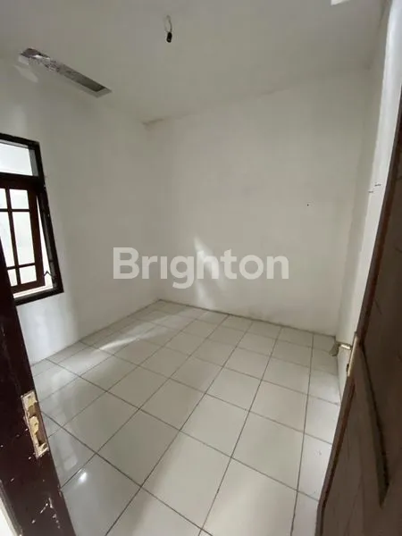 image RUMAH 2 LANTAI DENGAN HARGA TERJANGKAU DI KOTA MALANG (7)