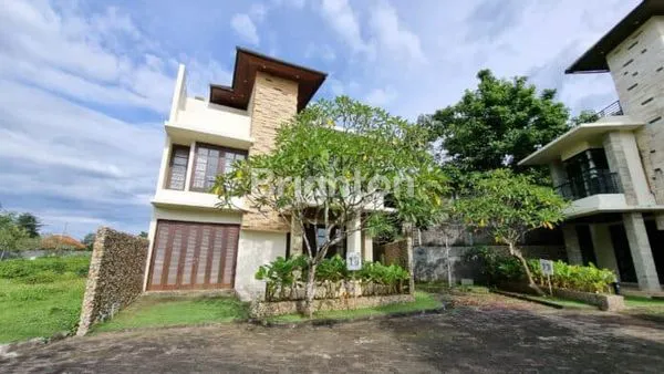 image VILA MEWAH 3KT SUMMERFIELD 18 JIMBARAN (1)