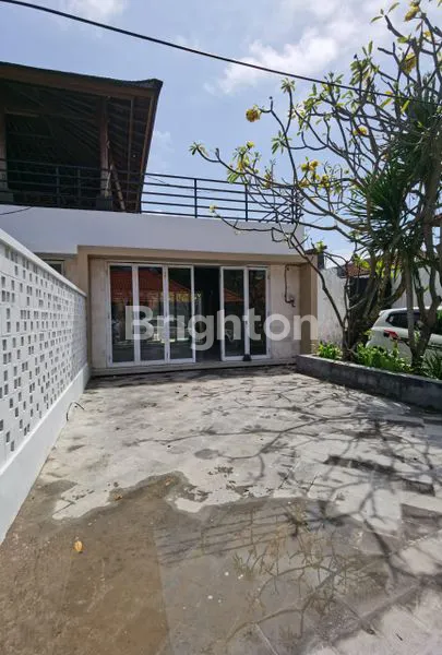 DIJUAL /SEWAKAN EX RESTO PREMIUM DI BENOA