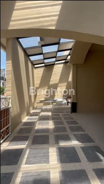 image RUMAH 2 LANTAI BARU SIAP HUNI BUDURAN (2)