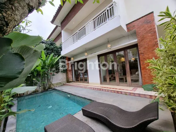 image POOL VILLA CANTIK KAWASAN PERERENAN CANGGU (1)