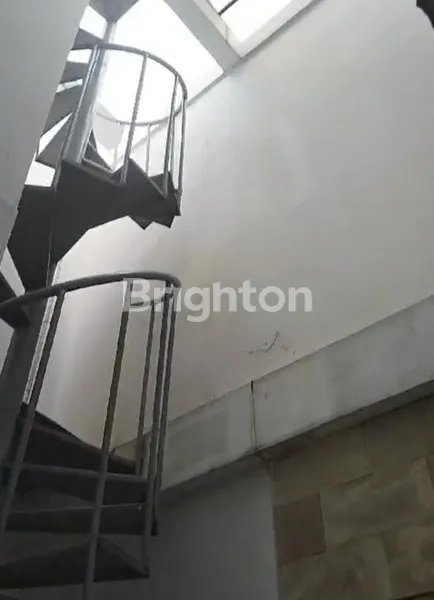 image RUMAH IDEAL LAYAK HUNI 2 LANTAI DI PERUMAHAN GEBANG RAYA SIDOARJO (7)