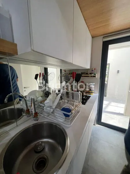 image RUMAH RAPI SIAP HUNI FLEEKHAUZ BSD CITY FULL FURNISHED (7)