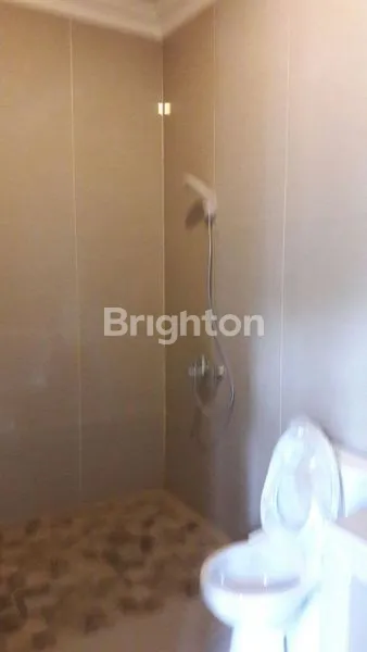 image DIJUAL RUMAH MODERN 2 LANTAI DENGAN MATERIAL YANG BERKUALITAS (7)