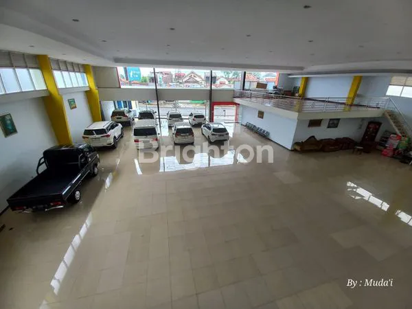image SHOWROOM TURUN HARGA ADA BONUS RUMAH (2)