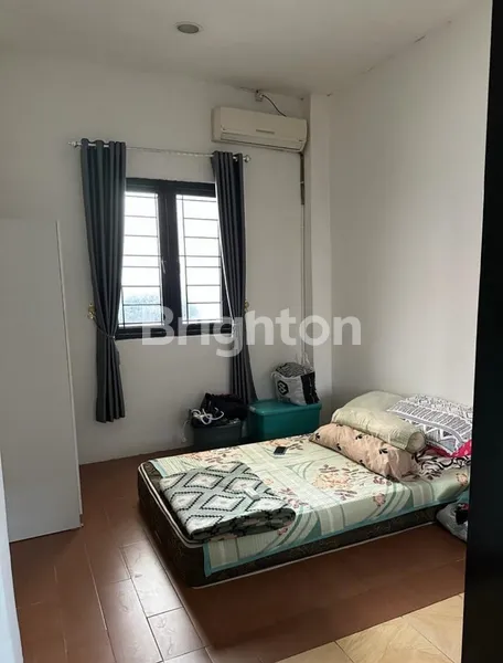 image RUMAH CANTIK MINIMALIS SIAP HUNI DEKAT PEMDA CIBINONG (4)