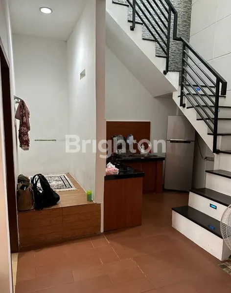 image RUMAH CANTIK MINIMALIS SIAP HUNI DEKAT PEMDA CIBINONG (5)