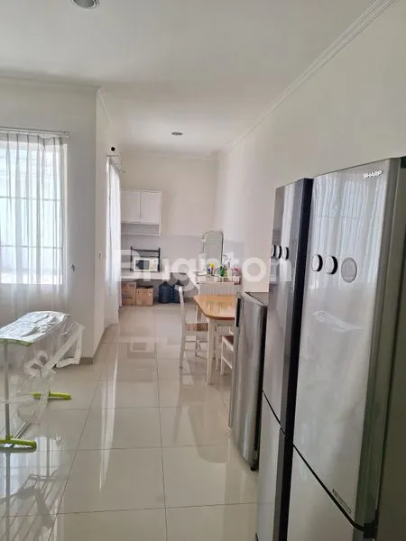 image RUMAH TERAWAT SIAP HUNI SUVARNA SUTERA (3)